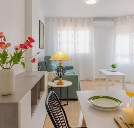 M&R Trini Beach, Parking Privado Τορεβιέχα Εξωτερικό φωτογραφία